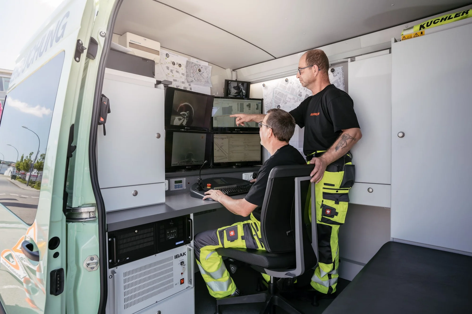 Erfahrenes Team für Kanalreinigung in Krummbach